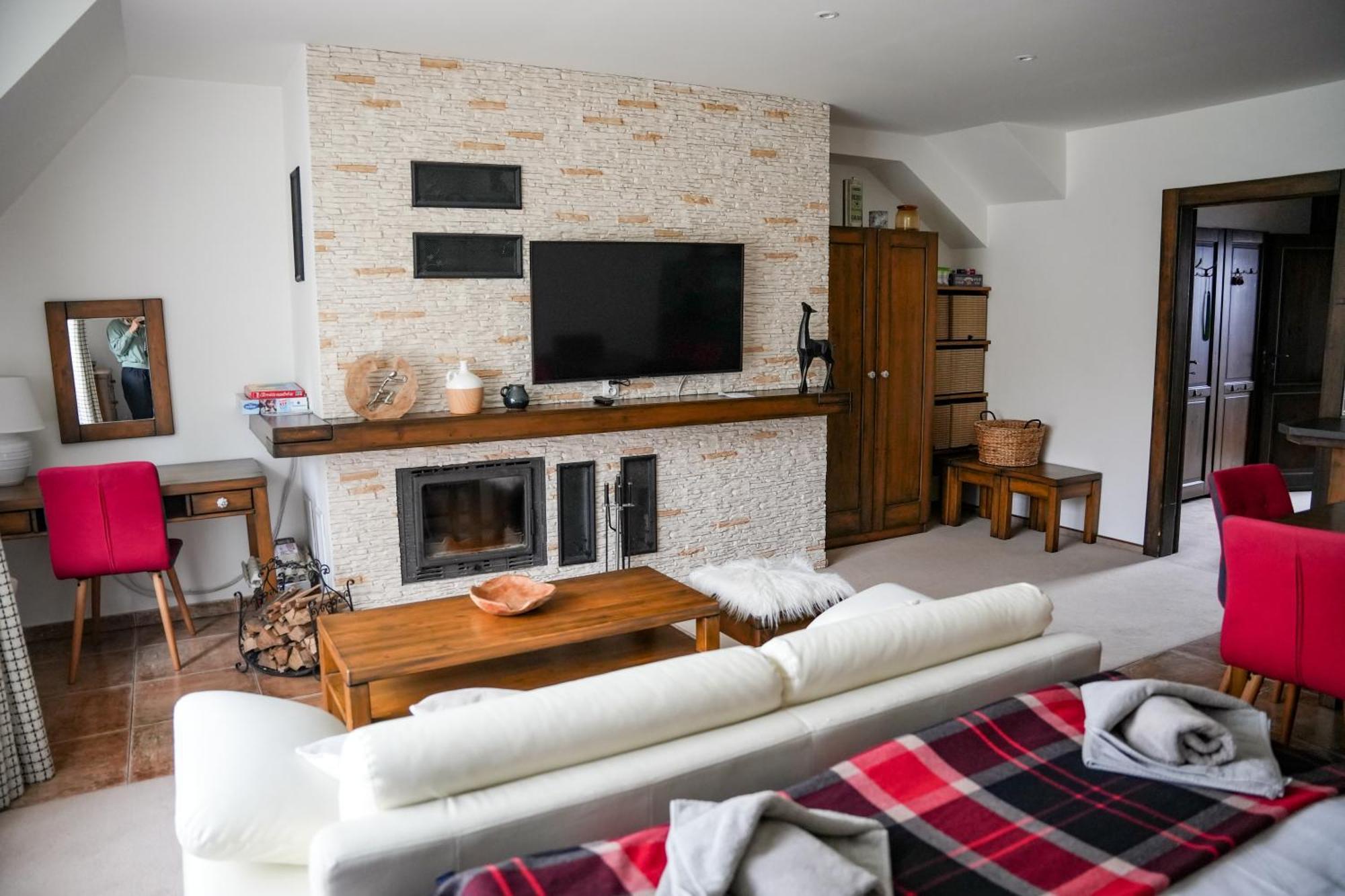Family Apartment In Татранска Ломница Экстерьер фото