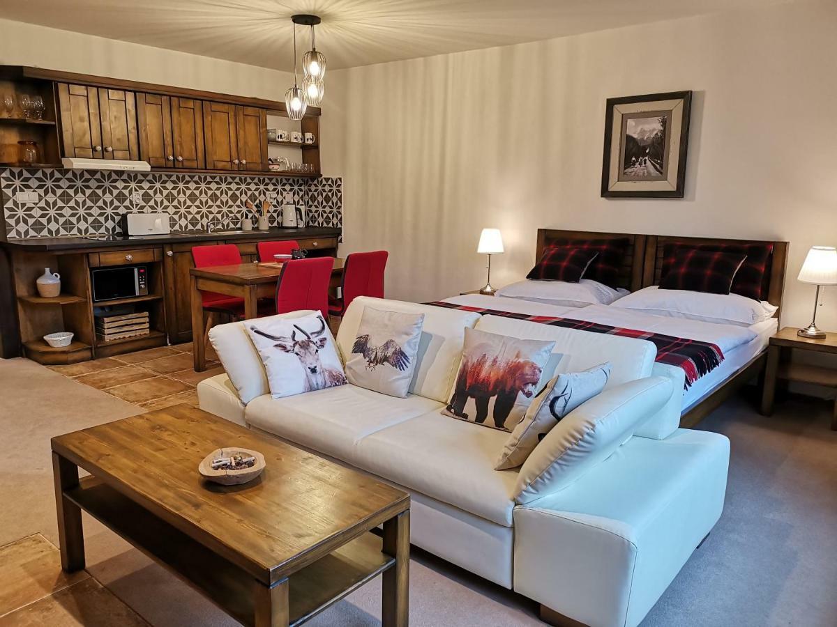 Family Apartment In Татранска Ломница Экстерьер фото